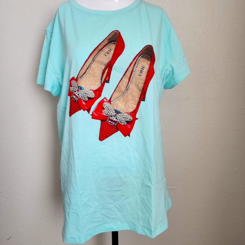 Chic Light Blue T-Shirt with Red Heels Design